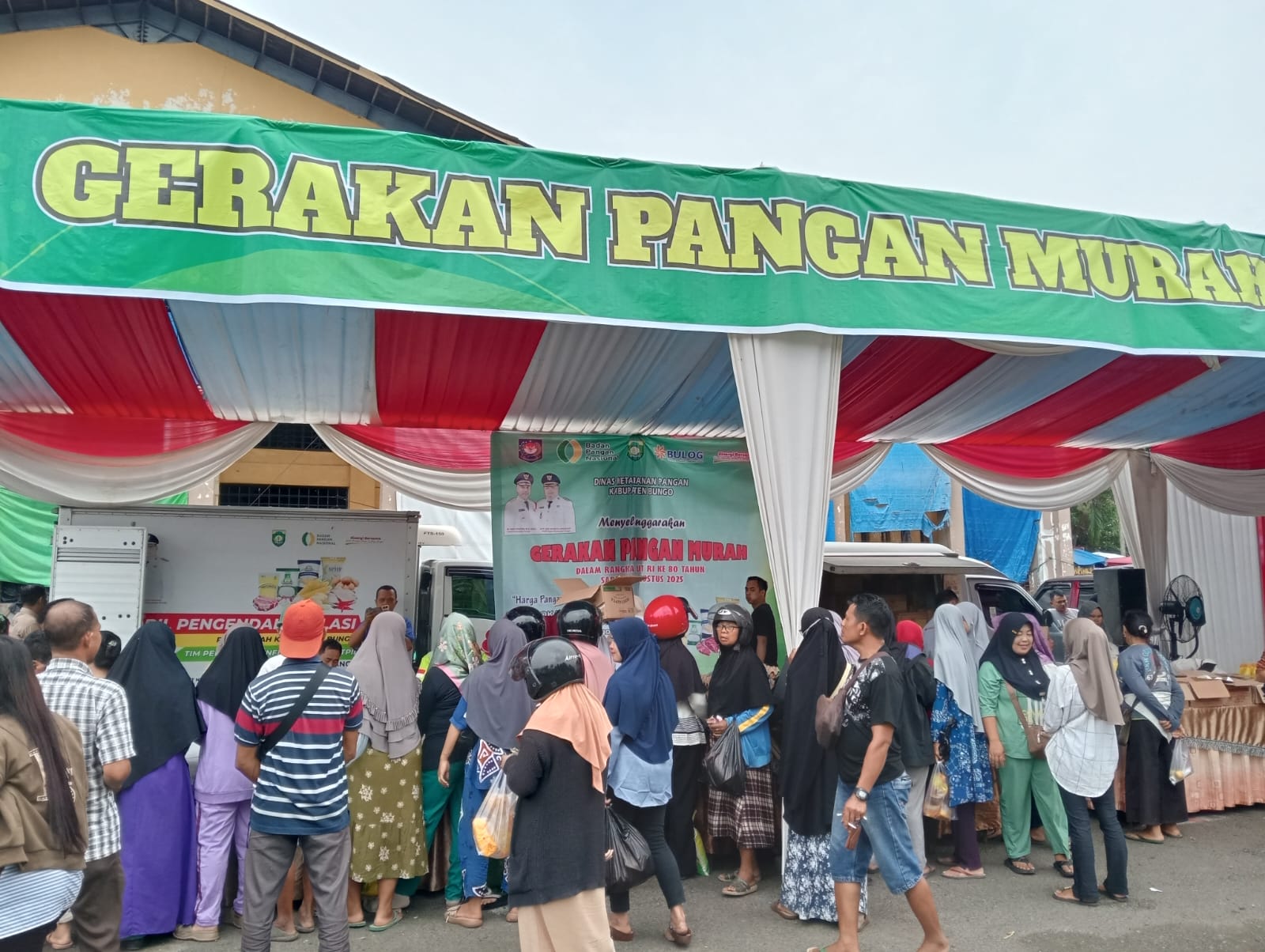 Gerakan pangan murah dipasar atas 